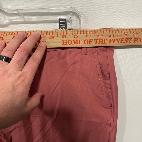Lauren Ralph Lauren Mens Salmon Stretch Performance Nonslip Pants 42x32 (42x25) - Picture 2 of 7